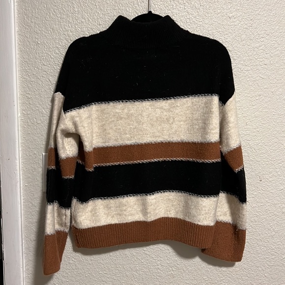 Universal Thread Mock Neck Sweater - Picture 3 of 3
